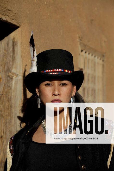  Tailinh Agoyo: A Remarkable Journey in the World of Fashion and Performance