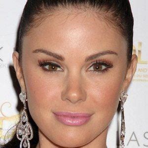 A Glimpse into Jayde Nicole's Personal Life: Relationships and Experiences