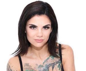 A Glimpse into the Fascinating Life of Bonnie Rotten