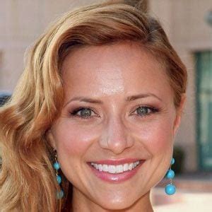 About Christine Lakin: Age, Height, and Figure