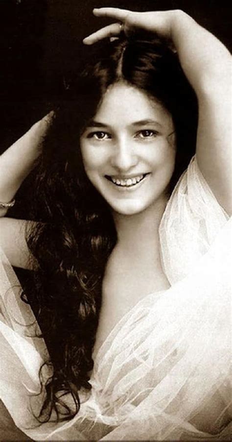 About Evelyn Nesbit: A Comprehensive Overview