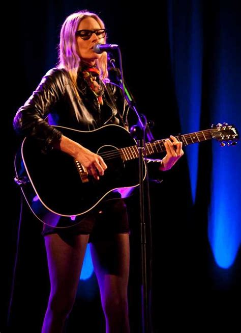 Aimee Mann: Age, Height, and Figure