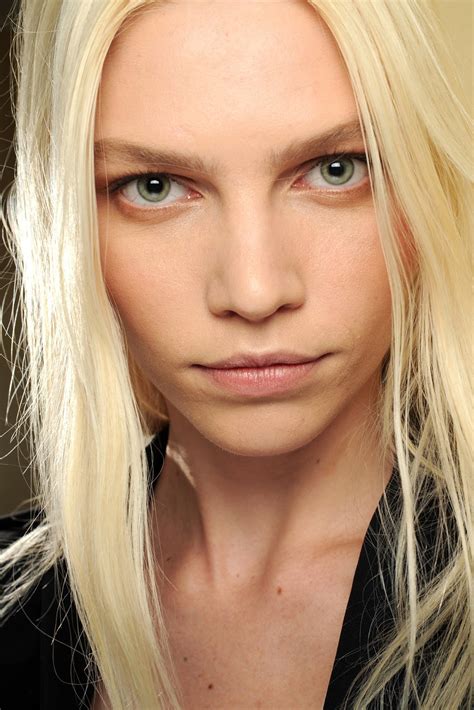 Aline Weber's Impact: How She Inspires the World of Fashion