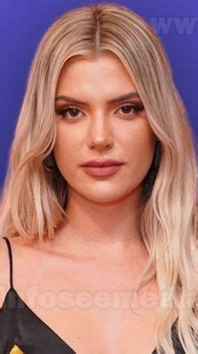 Alissa Violet: A Rising Star in the Entertainment Industry