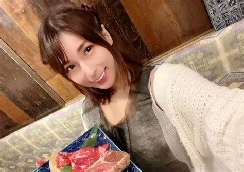 An Insight into Junko Hoshino's Physique and Fitness Routine