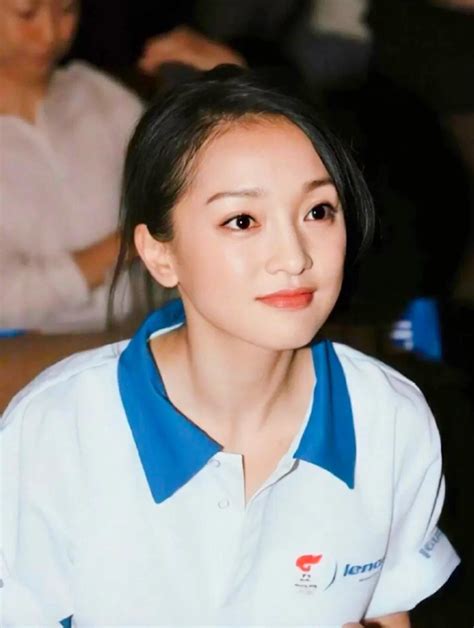 Analyzing Zhou Xun's Figure and Fitness Routine