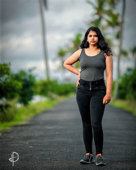 Anna Parakkal's Figure: Maintaining a Fit and Healthy Lifestyle
