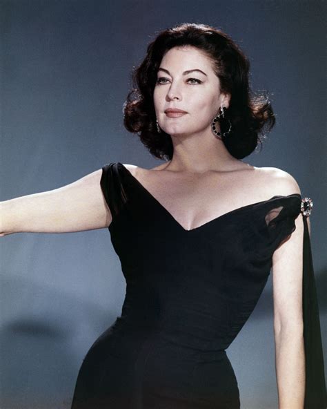 Ava Gardner's Alluring Figure: Beauty and Style