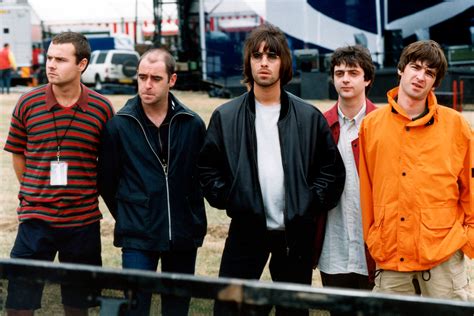 Behind the Scenes: The Personal Lives of Oasis Members