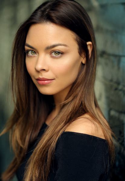 Discovering Scarlett Byrne's Height and Body Measurements