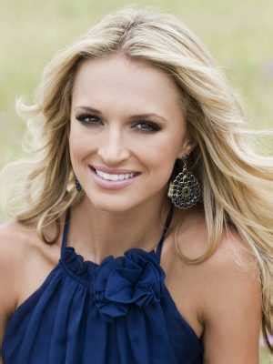 Discovering the Age and Early Life of the Fascinating Journey of Melinda Bam