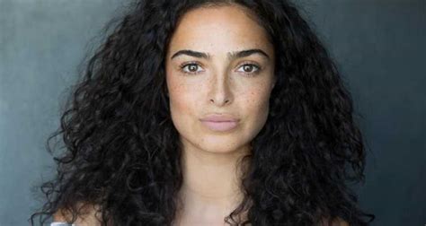 Early life and education of Anna Shaffer