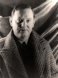 Evelyn Waugh and His Exploration of the British Aristocracy