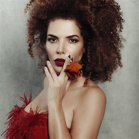 Evolution of Vanessa Da Mata's Musical Journey