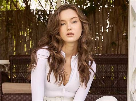Exploring Chloe Rose's Age, Height, and Figure