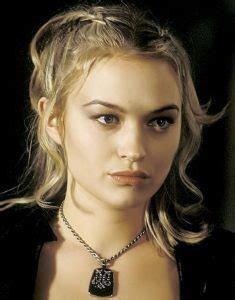 Exploring Sophia Myles' Age and Height