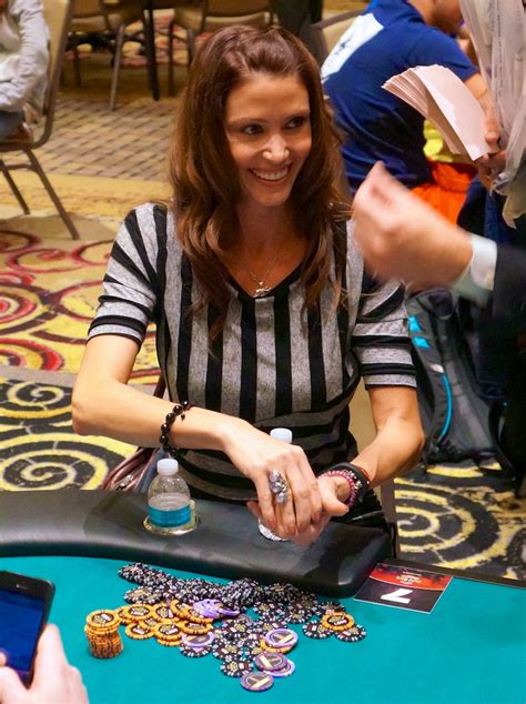 From Hollywood to the Poker World: Shannon Elizabeth's Diverse Talents