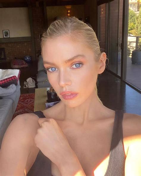 From Runways to Riches: Stella Maxwell's Enormous Wealth