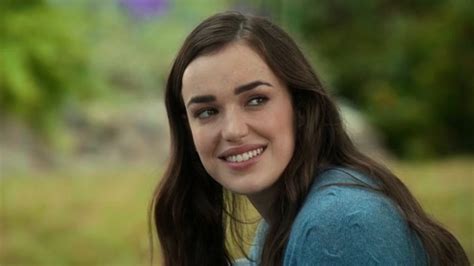 From Screen to Bank: The Financial Success of Elizabeth Henstridge