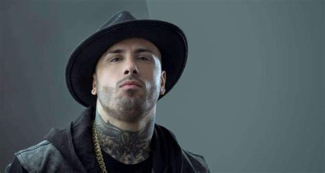 Height, Figure, and Style: Nicky Jam's Iconic Look