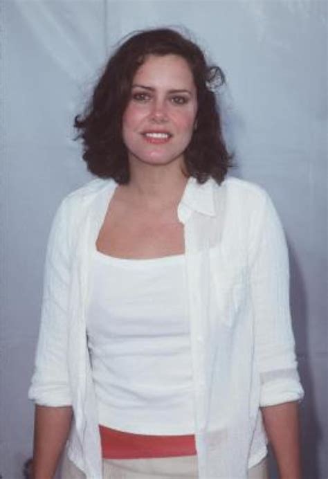 Ione Skye Biography