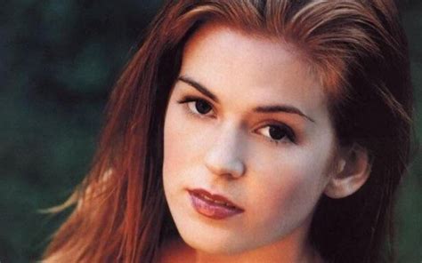 Isla Fisher: A Comprehensive Life Story