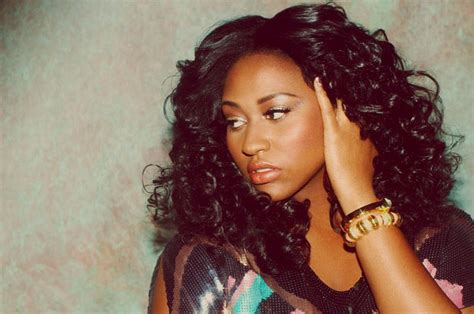 Jazmine Lyn: A Rising Star in the Music Industry