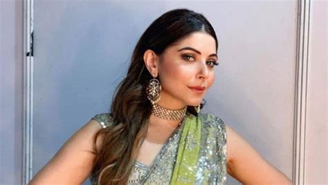 Kanika Kapoor's Success Story: A Talented Songstress Making Waves