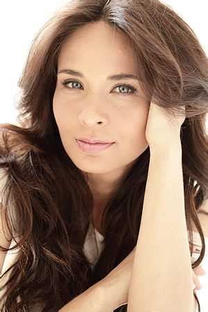 Learn About Adriana Louvier: A Comprehensive Biography