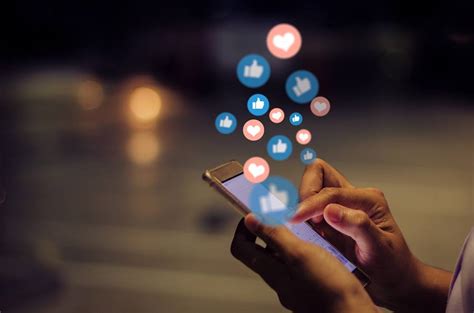 Leveraging Social Media Platforms: Maximizing Your Reach Online