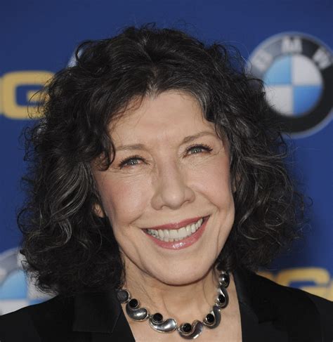 Lily Tomlin: A Talented Comedian and Actress