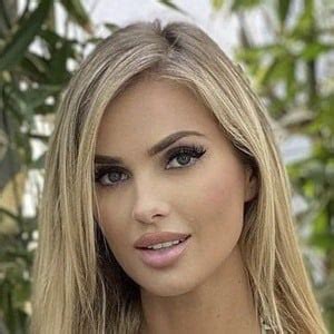 Love, relationships, and family: The Personal Side of Leanna Bartlett