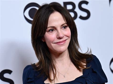 Mary Louise Parker: A Life in the Spotlight