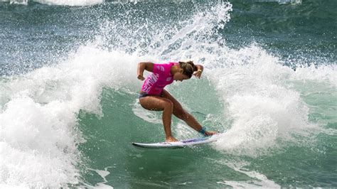 Paige Hareb: A Trailblazer in the World of Surfing