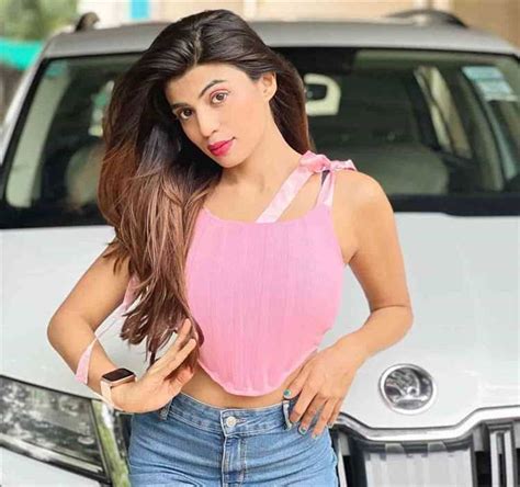 Payal Dangodra's Figure: The Fitness Journey Behind Her TikTok Triumph