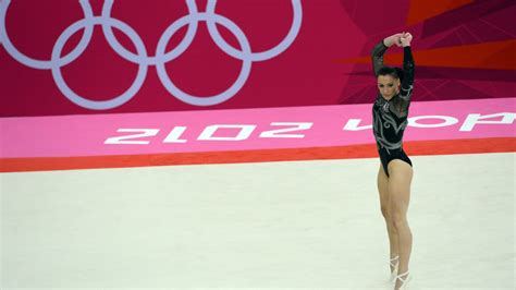 Ponor's Retirement and Comeback to Gymnastics