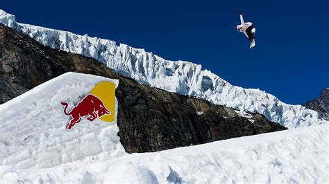 Pushing Boundaries in Women's Snowboarding