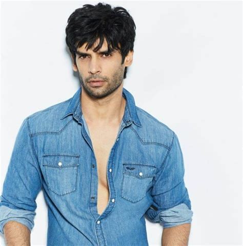 Rise to Fame: Gaurav Arora's Modeling Career