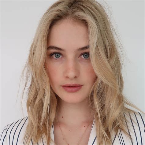 Sanne Vloet's Net Worth: Achievements and Success