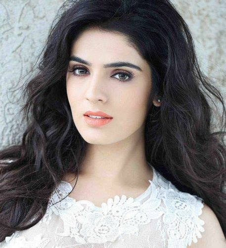 Sidhika Sharma: An Emerging Talent in the Entertainment Industry