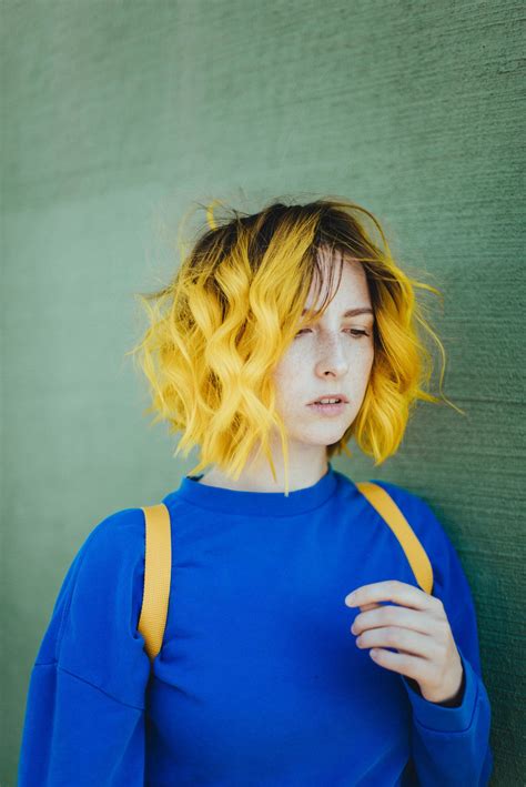 Tessa Violet's Musical Style and Influences