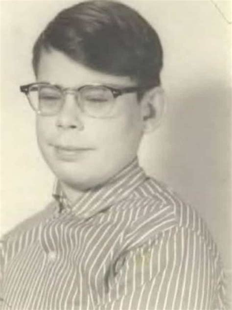 The Early Years: A Glimpse into Stephen King's Childhood and Early Career