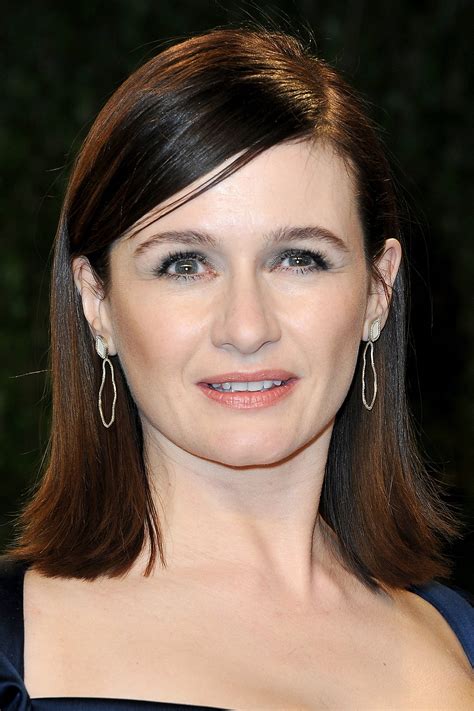 The Impressive Stature and Silhouette of Emily Mortimer