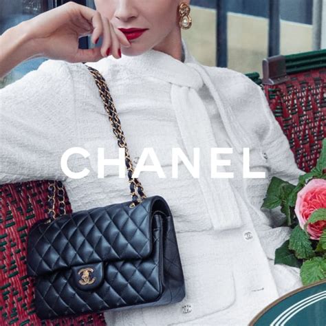The Timeless Elegance of Chanel Price: Defying Preconceptions and Embracing Uniqueness